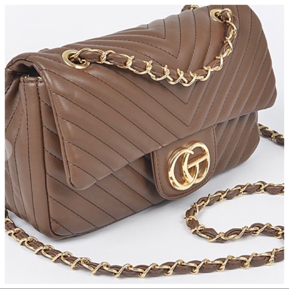 ShopEvelynne Handbags - Fabulous Chic Vegan Jasmine Quilted Shoulder Chain Bag